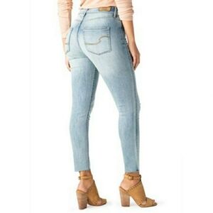 Levi’s High Rise Skinny Ankle Jeans Size 10